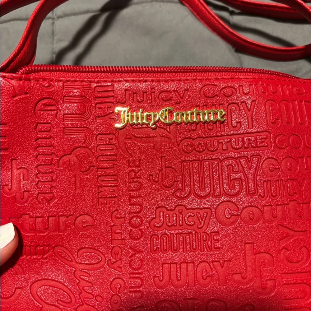 JUICY COUTURE Word Search Lipstick Red Crossbody Bag - Picture 2 of 8